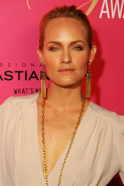 amber valletta wiki.